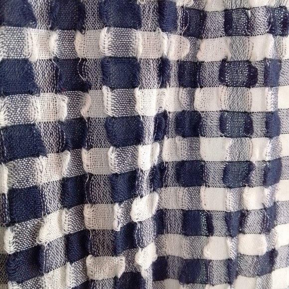 J crew wool blend blue & white check scarf - Picture 3 of 4